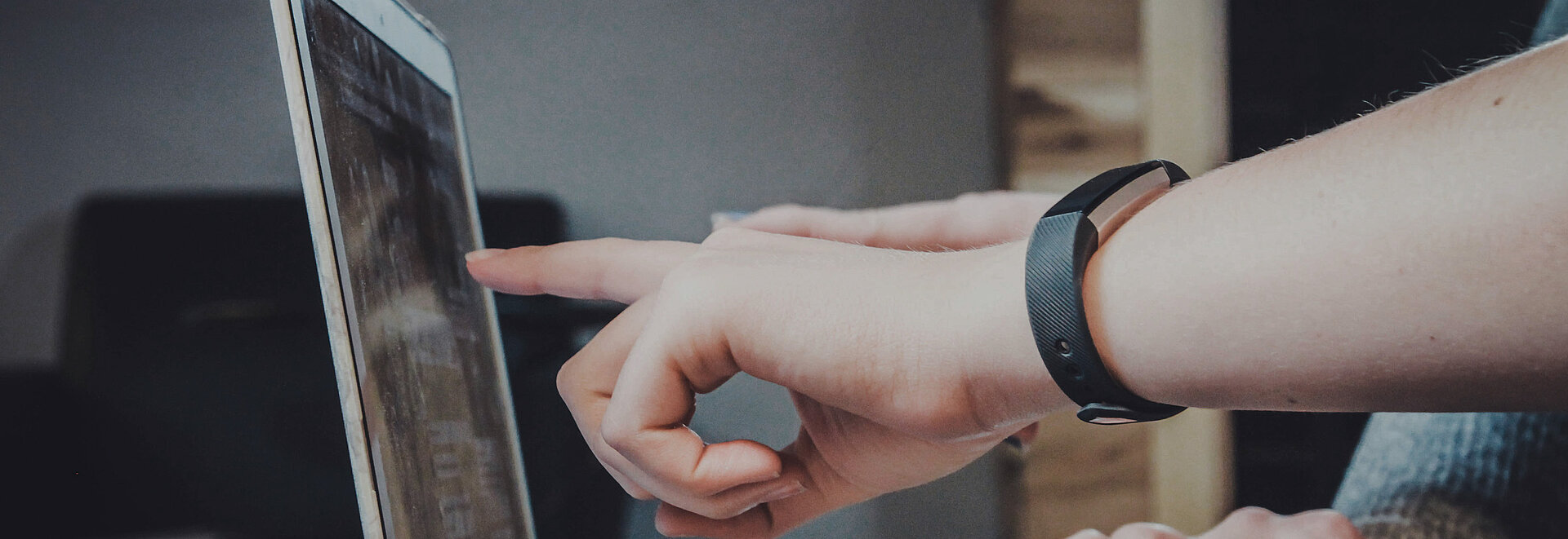 Steuerplanung am Laptop